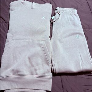 Jordan light naive Sweatshirt and Joggers Set